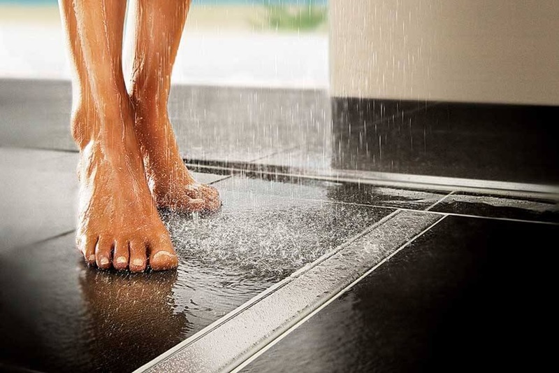phễu thoát sàn inox và phễu nhựa